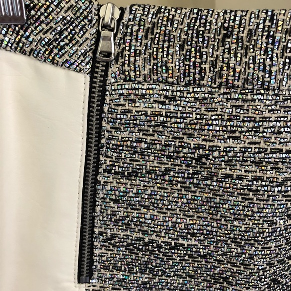 CLUB MONACO Glitter White Leather Mini Skirt, sz 0 - Picture 5 of 8